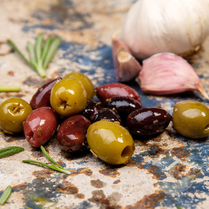 Mixed Olives With Rosemary & Garlic (65g) Grab & Go Mr Filberts   