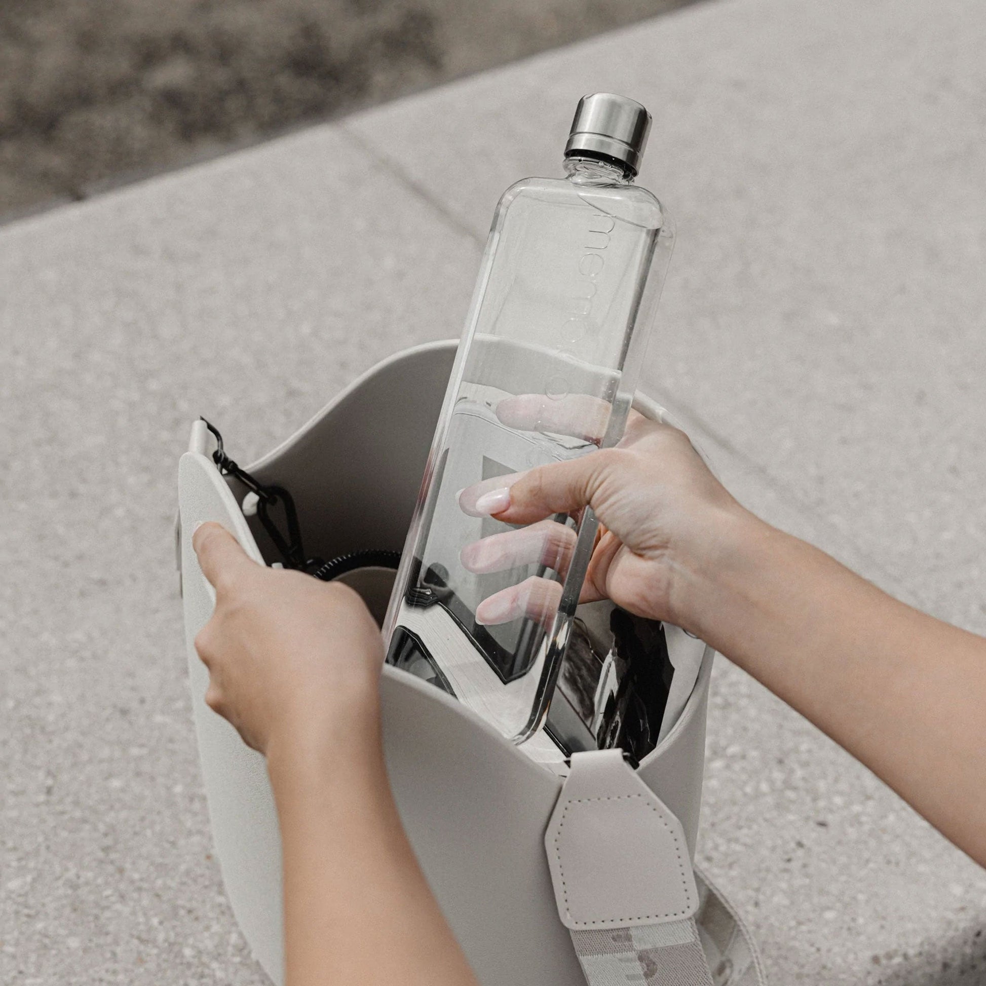 Slim Memo Bottle - 450ml Water Bottles & Flasks The Ethical Gift Box (DEV SITE)   